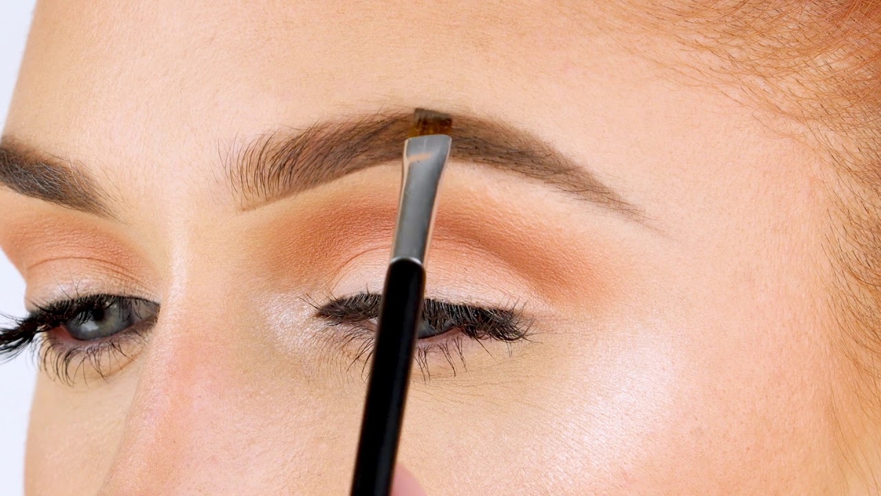 Der neueste Trend für schöne Augenbrauen: Ombre Eyebrows - Alles rund